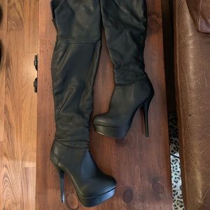 Leather stiletto boots